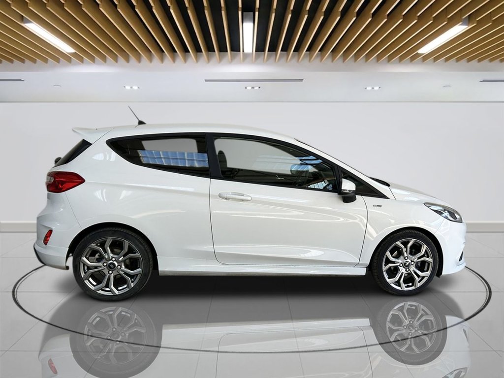 2018 Ford Fiesta — image 8