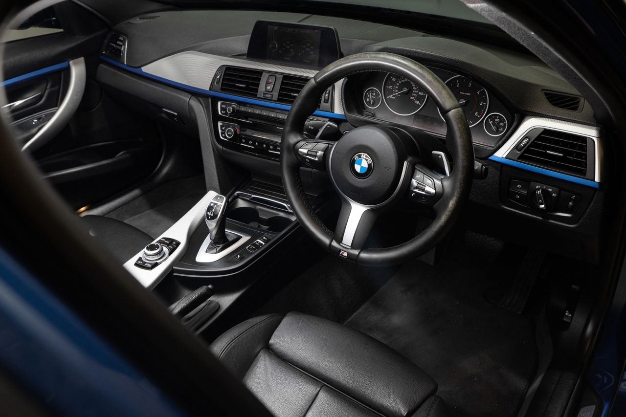 2016 BMW 3 SERIES 2.0 320d M Sport Saloon 4dr Diesel Auto Euro 6 (s/s) (190 ps) - vehicle photo 15 for sale on PureCar