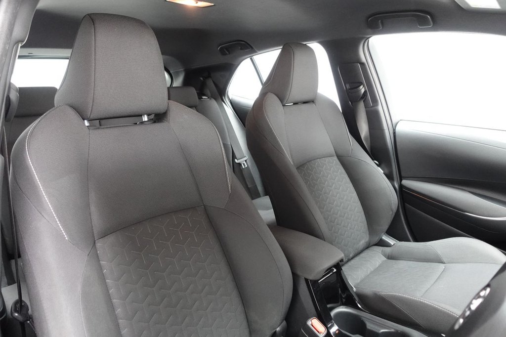 2021 Toyota Corolla — image 3