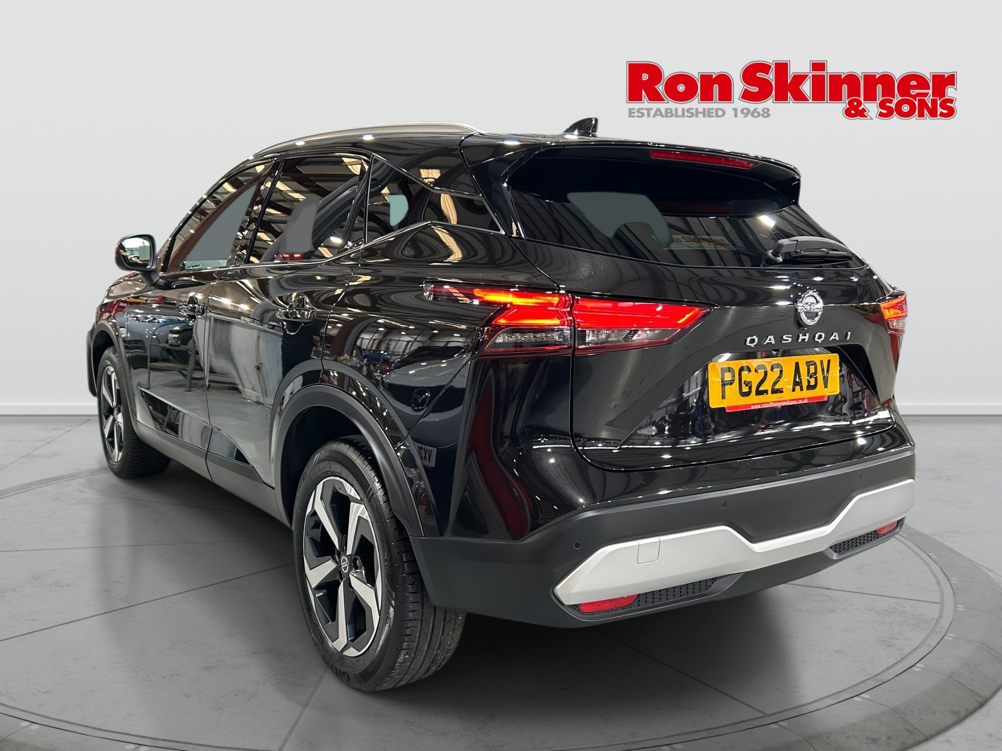 2022 Nissan Qashqai — image 4