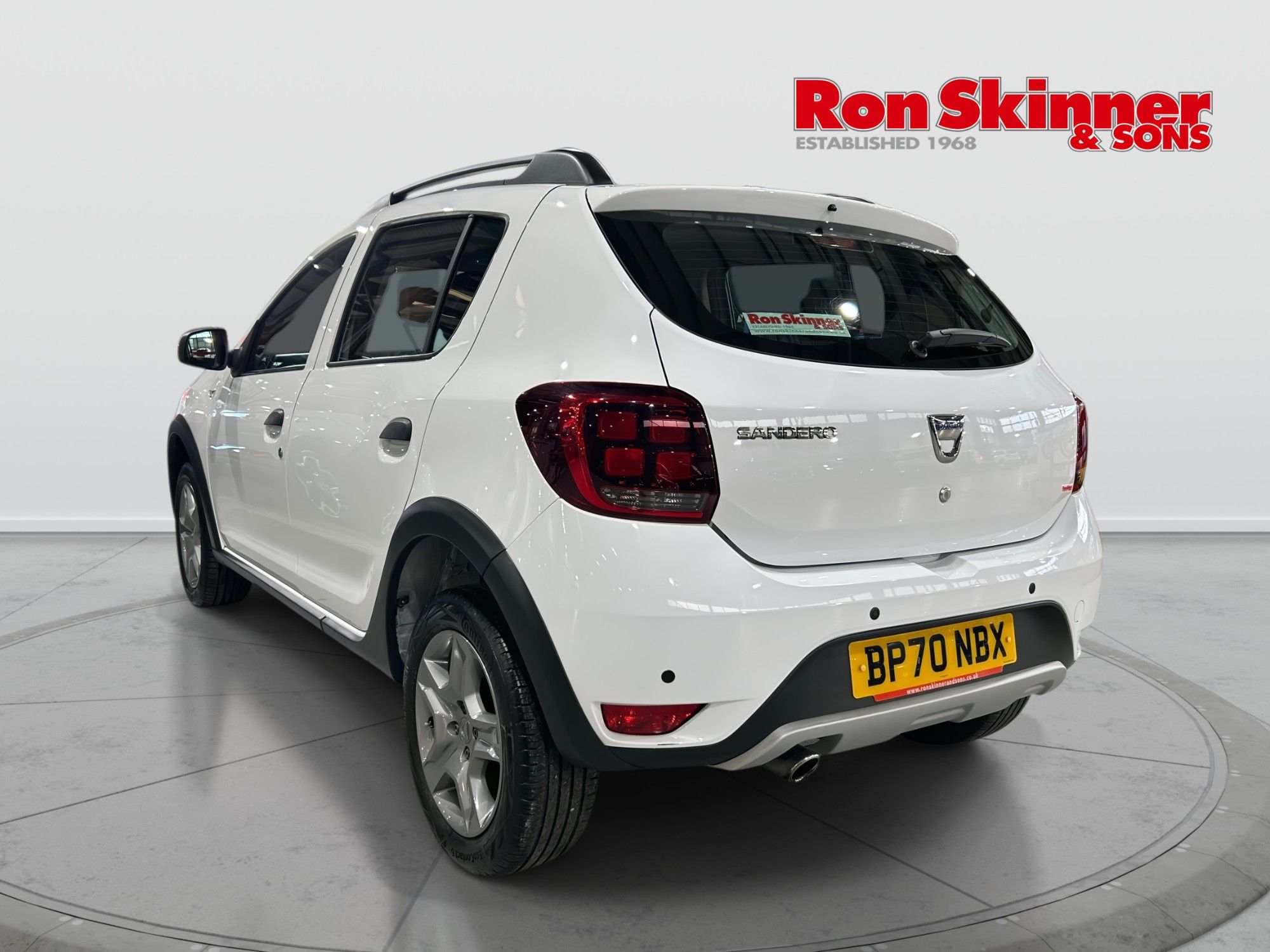 2021 Dacia Sandero Stepway — image 3