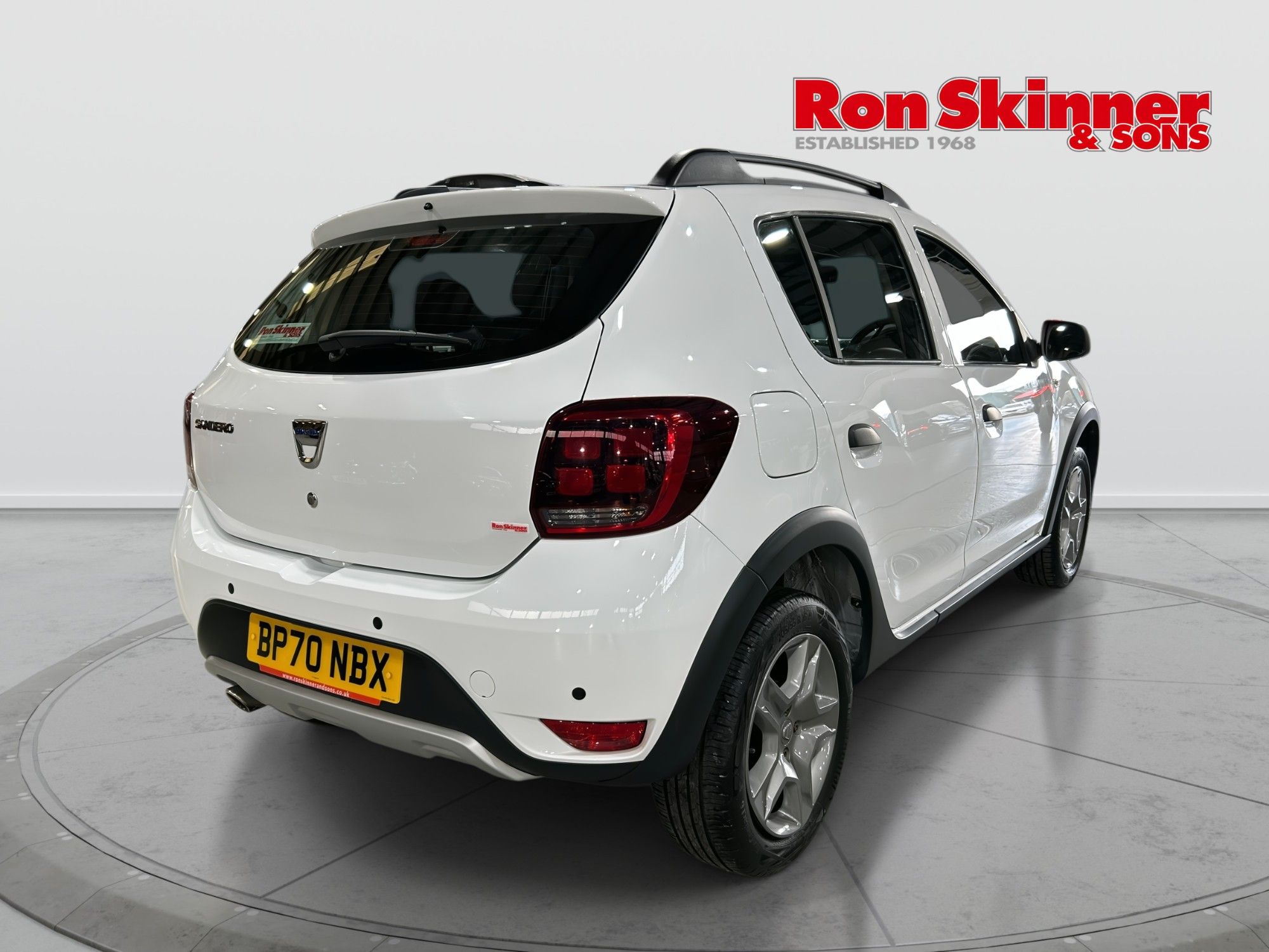 2021 Dacia Sandero Stepway — image 4