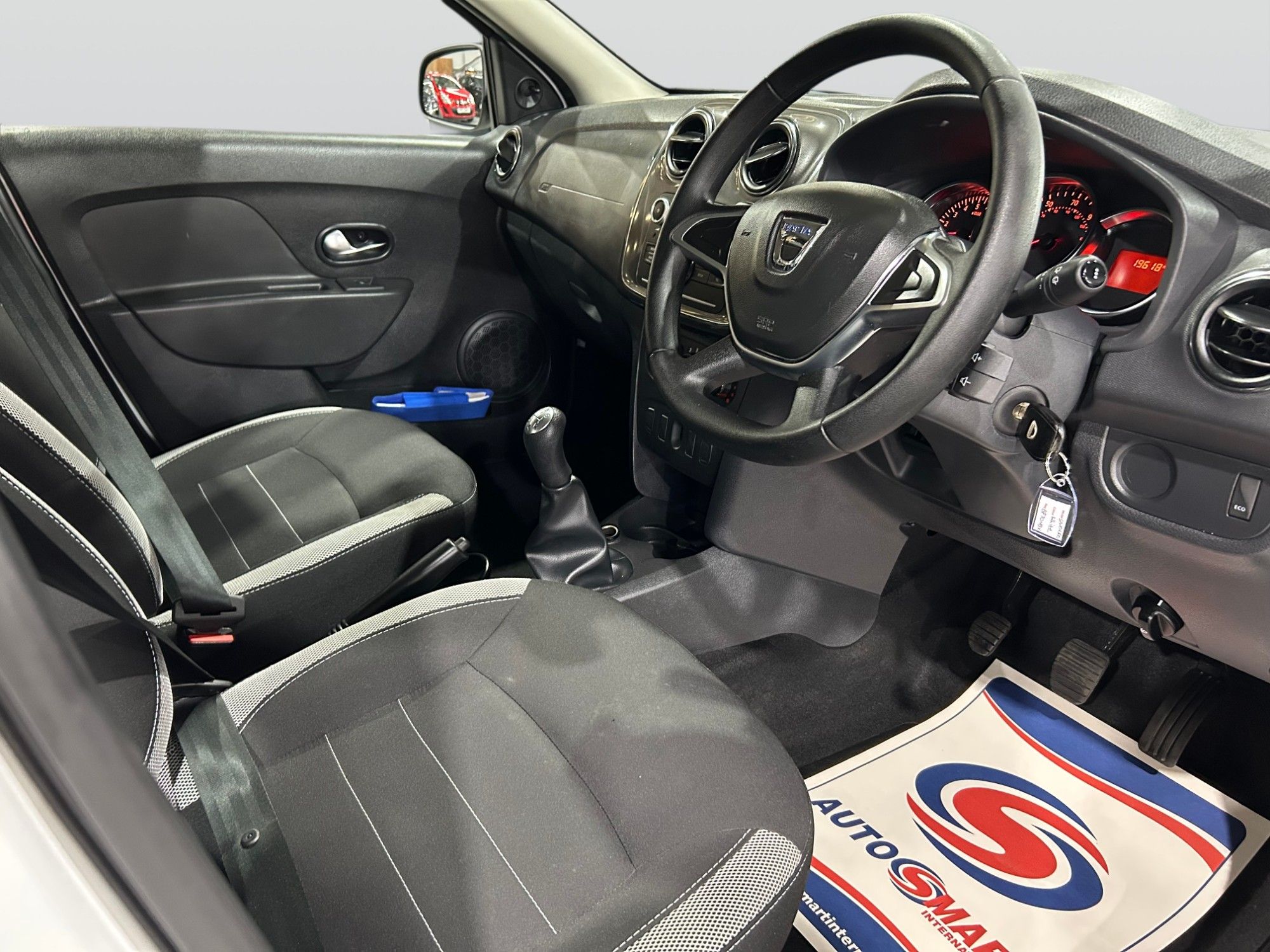 2021 Dacia Sandero Stepway — image 5