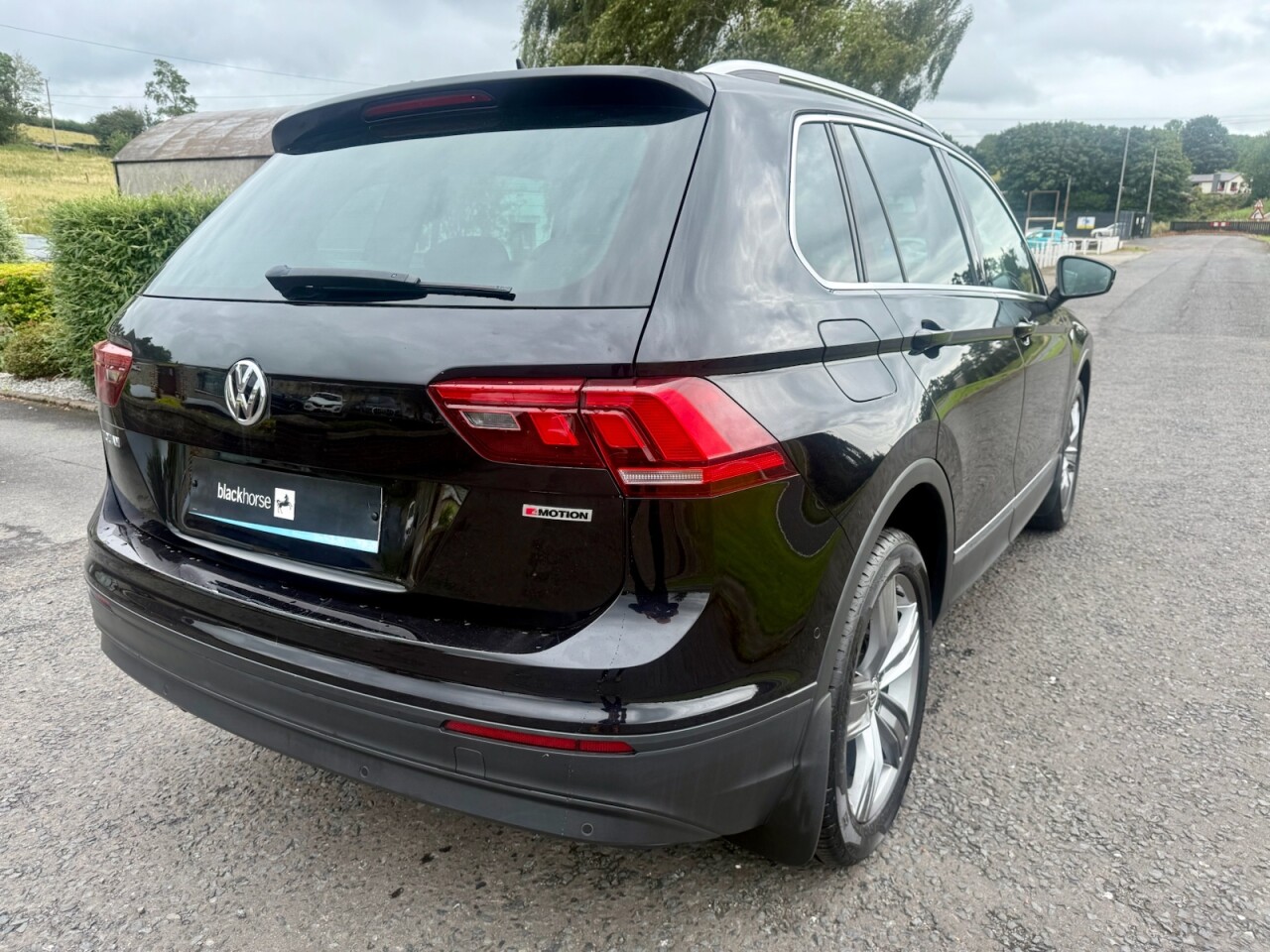 2019 VOLKSWAGEN TIGUAN 2.0 TDI Match Diesel DSG AUTO 4 MOTION (150BHP ONLY 45000 MLS) ) - vehicle photo 5 for sale on PureCar
