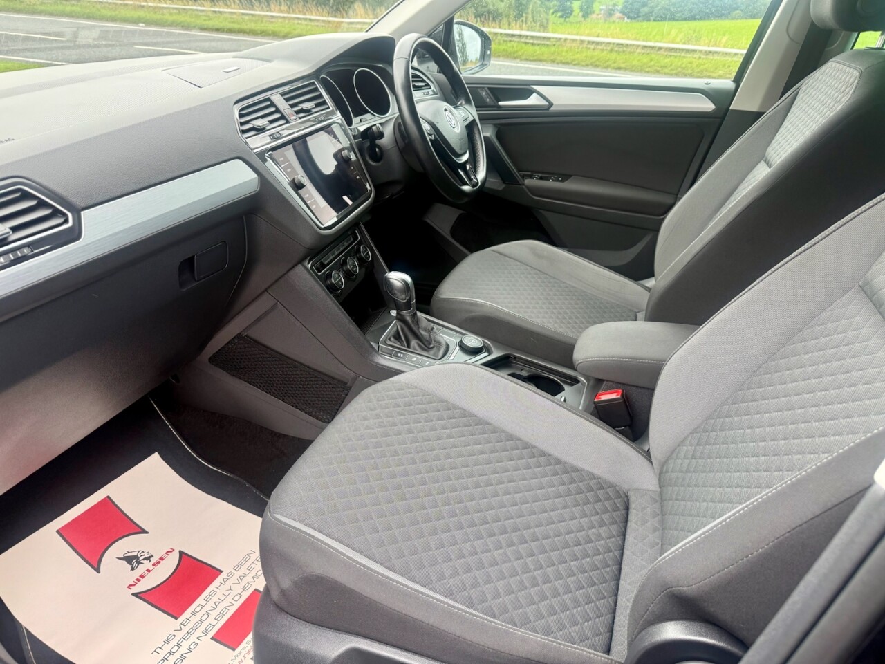 2019 VOLKSWAGEN TIGUAN 2.0 TDI Match Diesel DSG AUTO 4 MOTION (150BHP ONLY 45000 MLS) ) - vehicle photo 7 for sale on PureCar