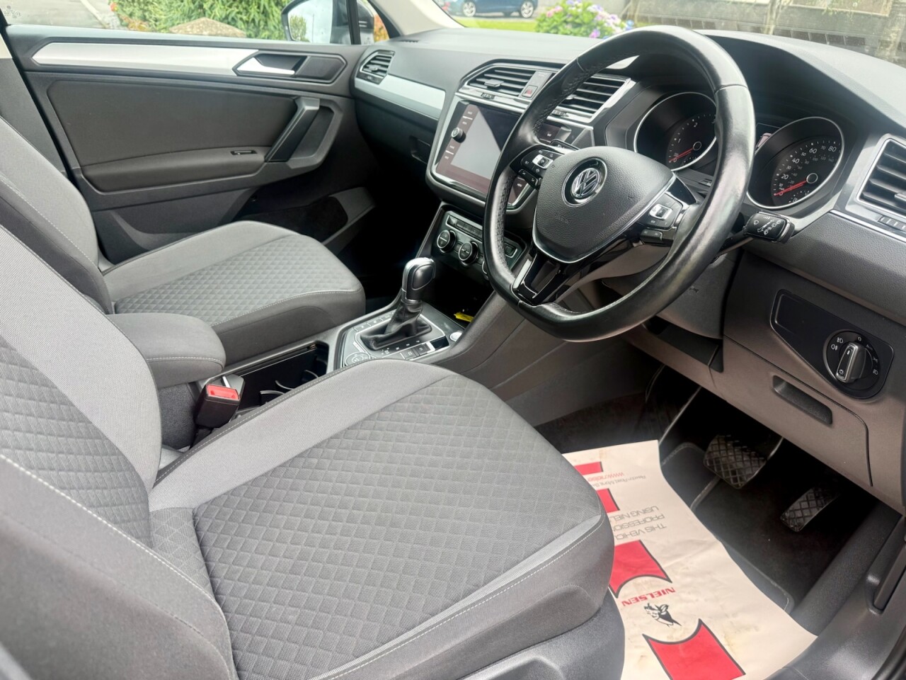 2019 VOLKSWAGEN TIGUAN 2.0 TDI Match Diesel DSG AUTO 4 MOTION (150BHP ONLY 45000 MLS) ) - vehicle photo 8 for sale on PureCar