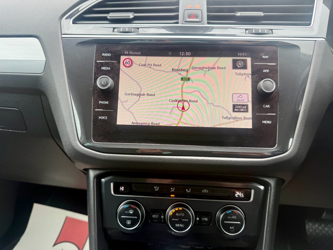 2019 VOLKSWAGEN TIGUAN 2.0 TDI Match Diesel DSG AUTO 4 MOTION (150BHP ONLY 45000 MLS) ) - vehicle photo 11 for sale on PureCar