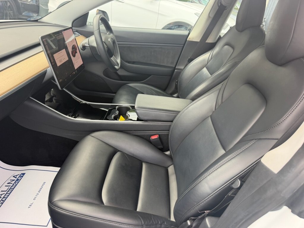 2020 Tesla Model 3 — image 14