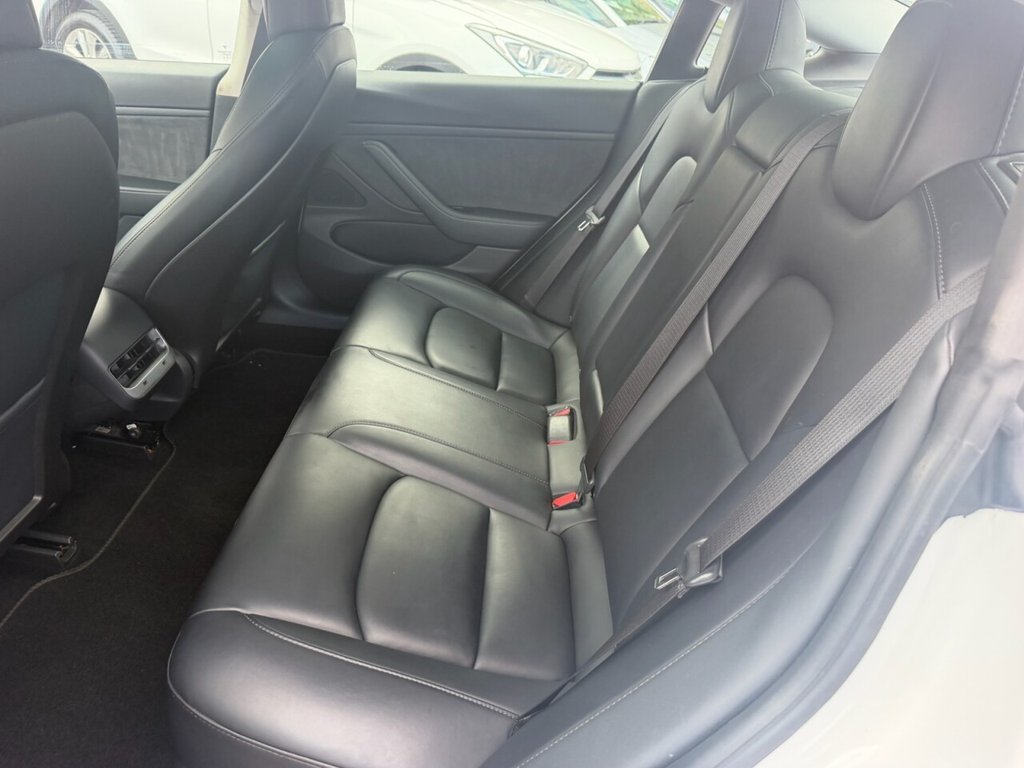 2020 Tesla Model 3 — image 17
