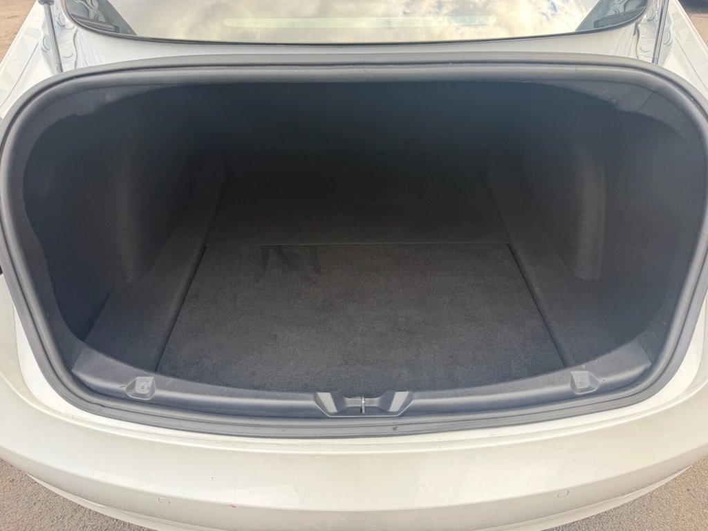2020 Tesla Model 3 — image 19