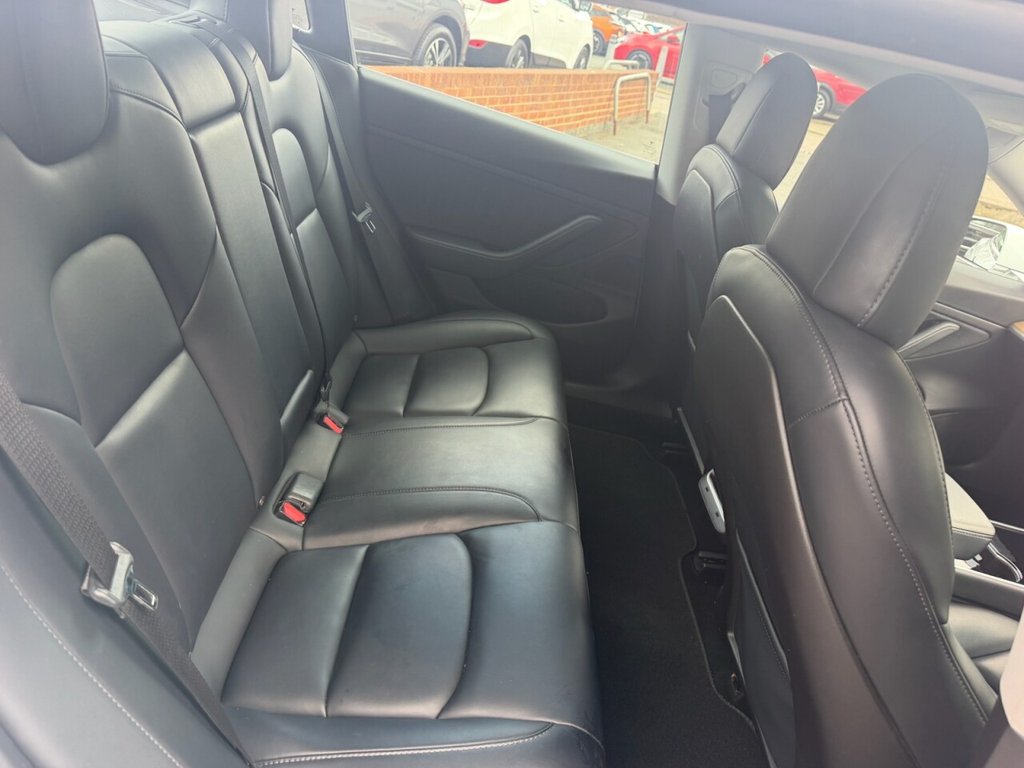 2020 Tesla Model 3 — image 20