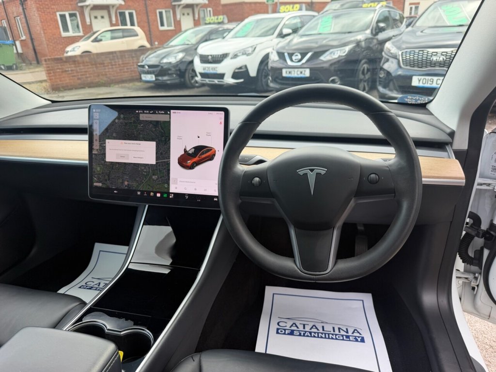 2020 Tesla Model 3 — image 4