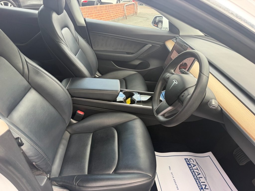 2020 Tesla Model 3 — image 25