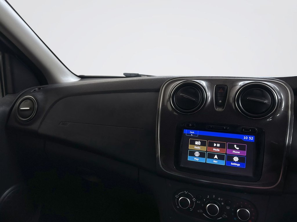 2018 Dacia Sandero Stepway — image 18