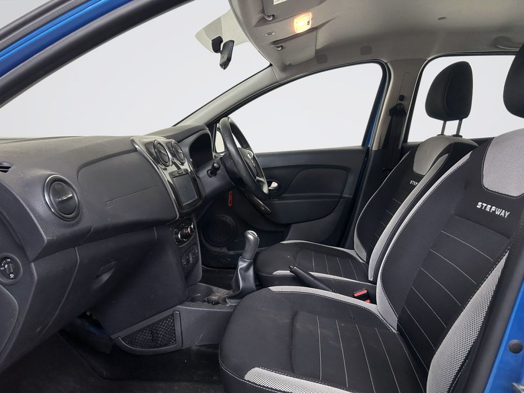 2018 Dacia Sandero Stepway — image 9