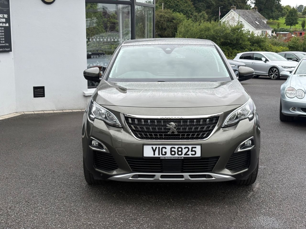 2018 PEUGEOT 1.6 BlueHDi Allure SUV 5dr Diesel Manual Euro 6 (s/s) (120 ps) - vehicle photo 7 for sale on PureCar
