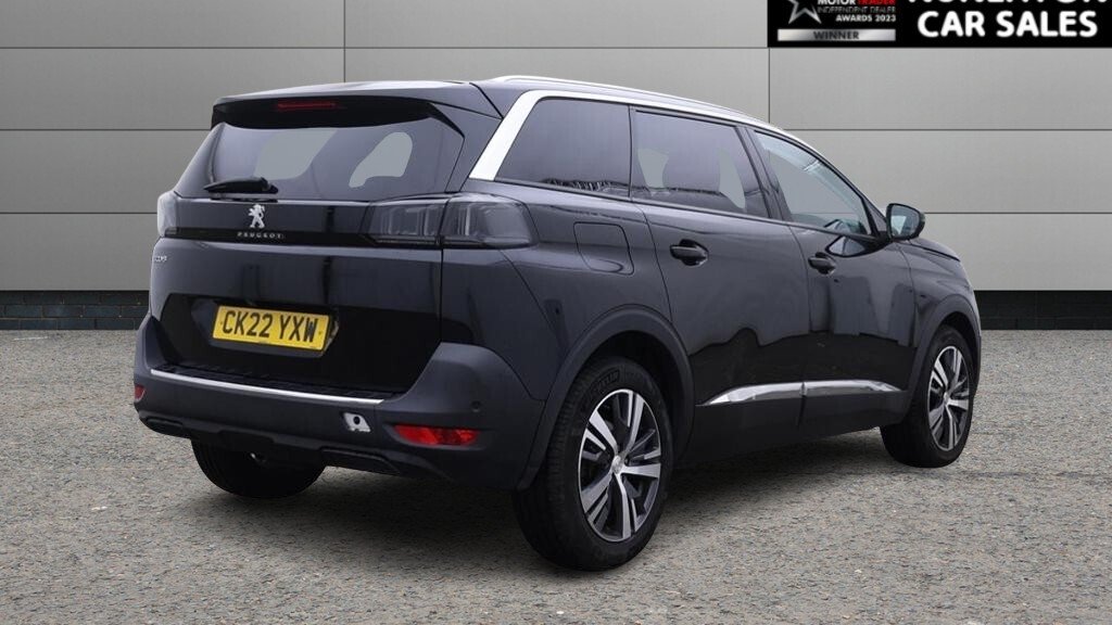 2022 Peugeot 5008 — image 4
