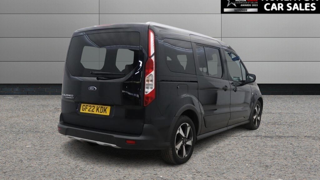 2022 Ford Grand Tourneo Connect — image 4