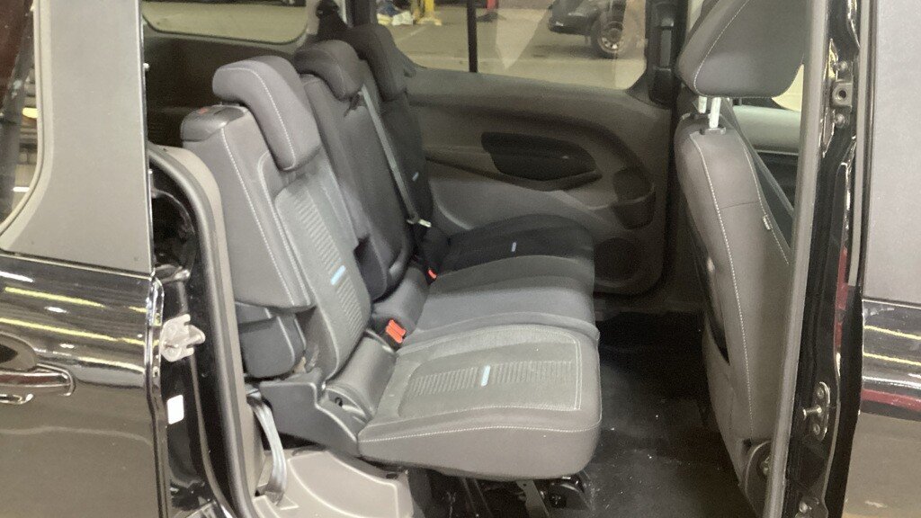 2022 Ford Grand Tourneo Connect — image 10