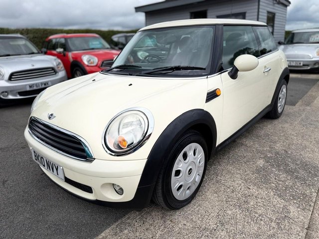 2010 MINI HATCH