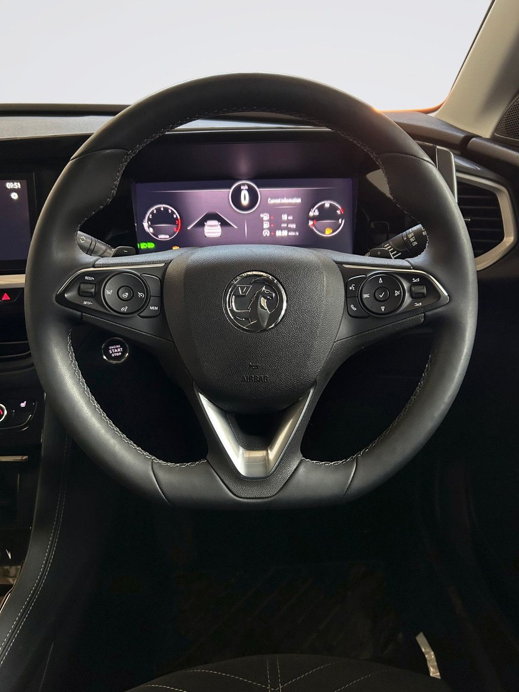 2024 Vauxhall Grandland — image 14