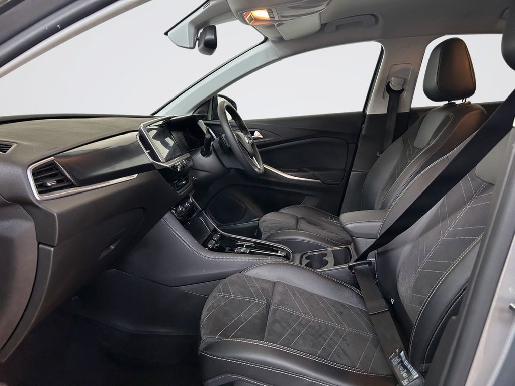 2024 Vauxhall Grandland — image 11