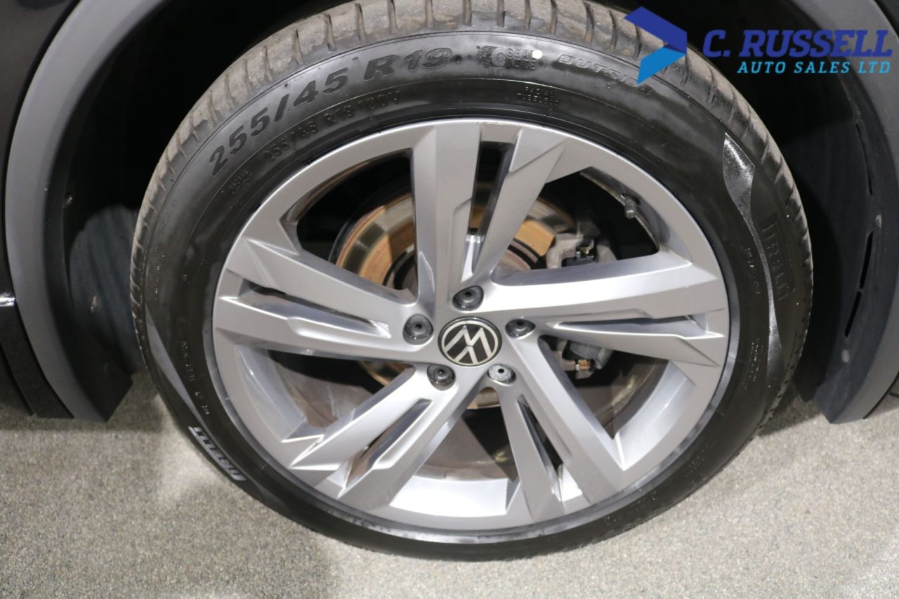 2023 VOLKSWAGEN TIGUAN 2.0 TDI R-Line Edition SUV 5dr Diesel DSG Euro 6 (s/s) (150 ps) - vehicle photo 17 for sale on PureCar