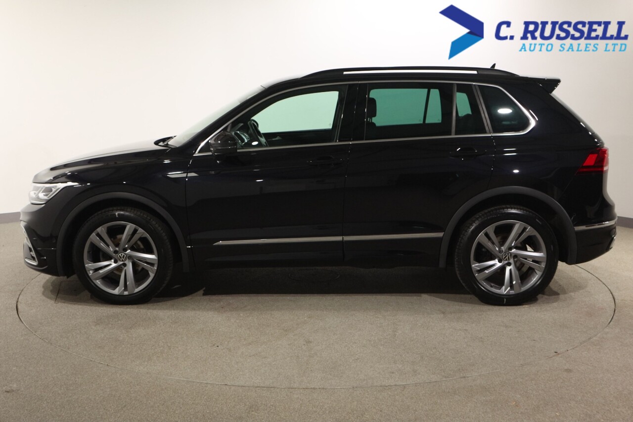 2023 VOLKSWAGEN TIGUAN 2.0 TDI R-Line Edition SUV 5dr Diesel DSG Euro 6 (s/s) (150 ps) - vehicle photo 16 for sale on PureCar