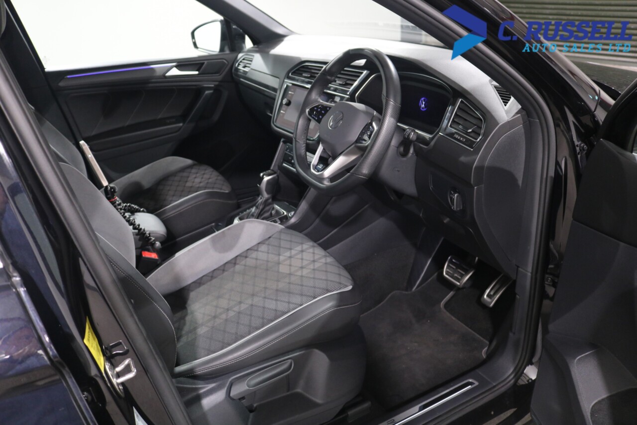2023 VOLKSWAGEN TIGUAN 2.0 TDI R-Line Edition SUV 5dr Diesel DSG Euro 6 (s/s) (150 ps) - vehicle photo 20 for sale on PureCar