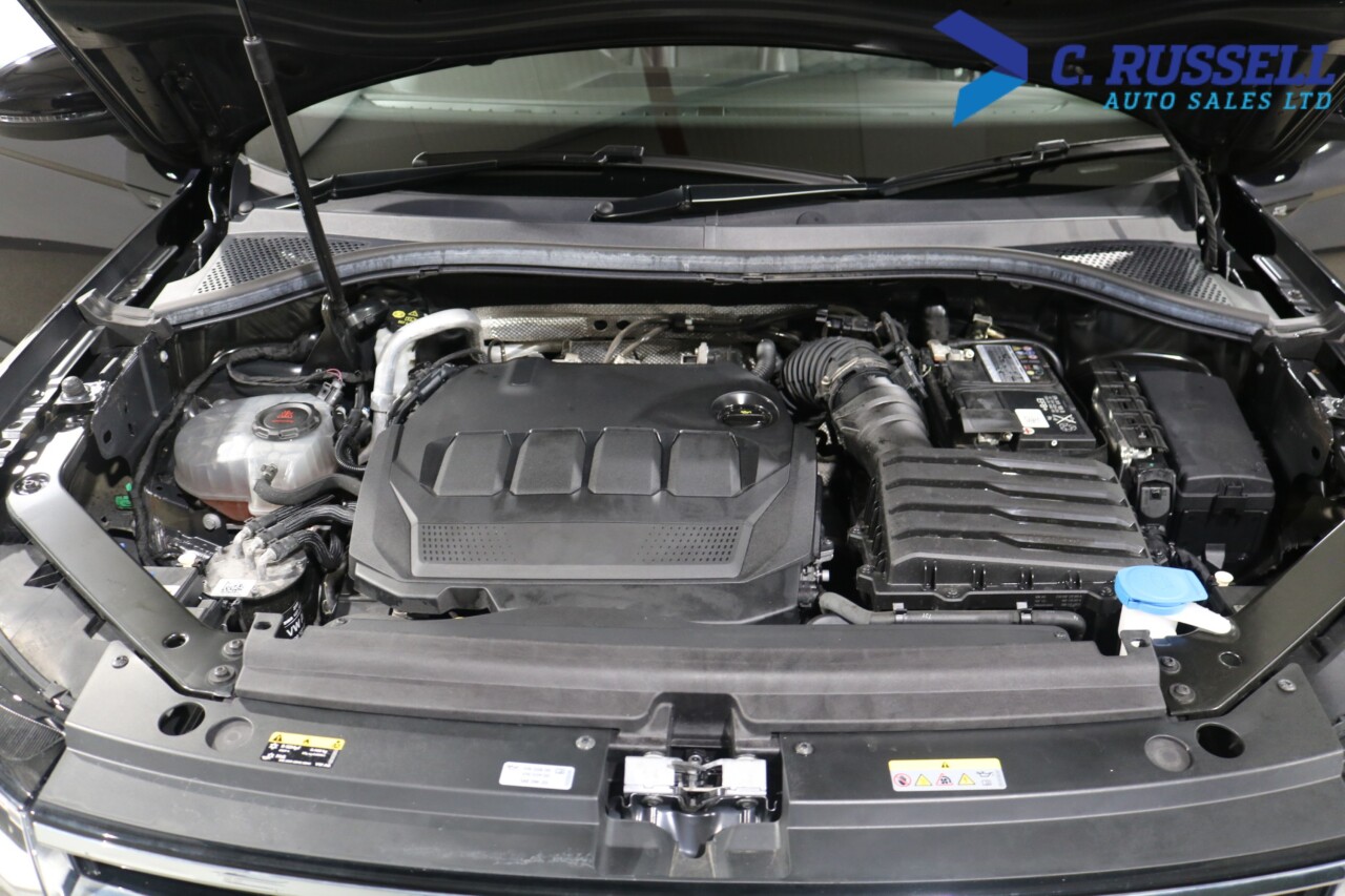 2023 VOLKSWAGEN TIGUAN 2.0 TDI R-Line Edition SUV 5dr Diesel DSG Euro 6 (s/s) (150 ps) - vehicle photo 34 for sale on PureCar
