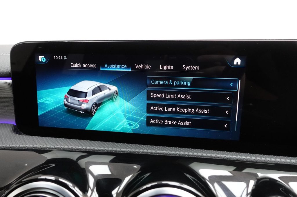 2022 Mercedes-Benz A-Class — image 17