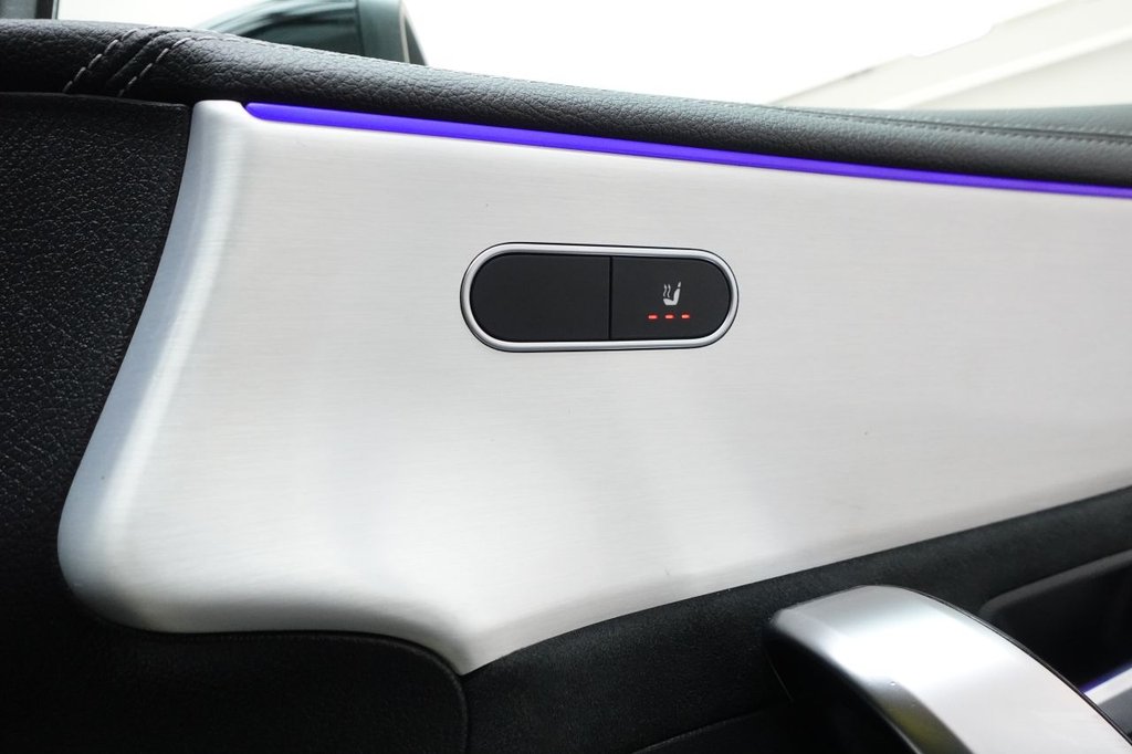 2022 Mercedes-Benz A-Class — image 8