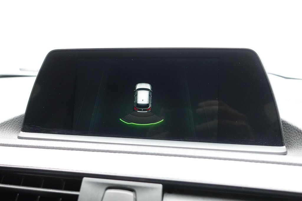 2019 BMW 1 Series — image 17