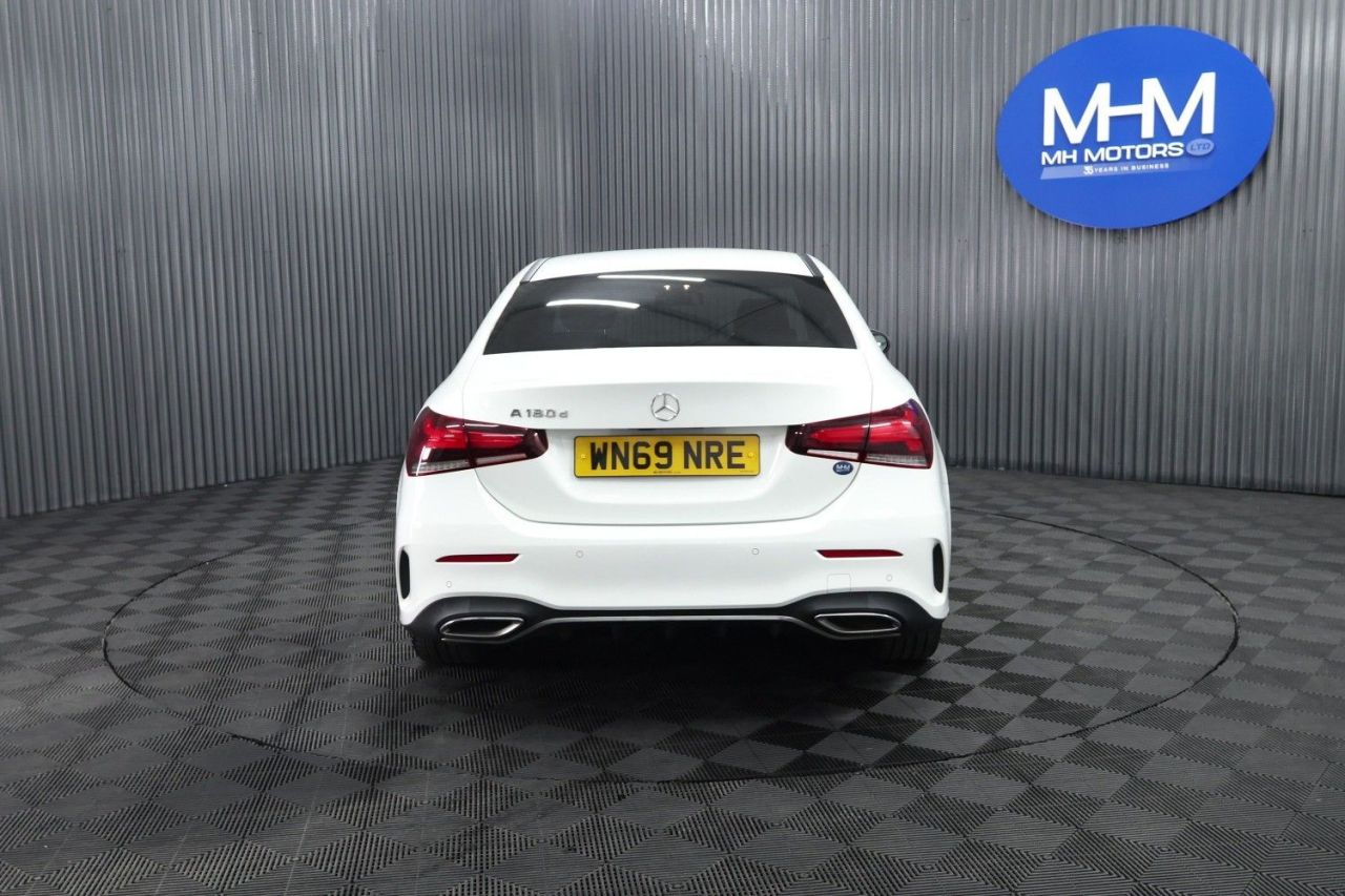 2019 MERCEDES A CLASS 1.5 A180d AMG Line (Premium) Saloon 4dr Diesel 7G-DCT Euro 6 (s/s) (116 ps) - vehicle photo 6 for sale on PureCar