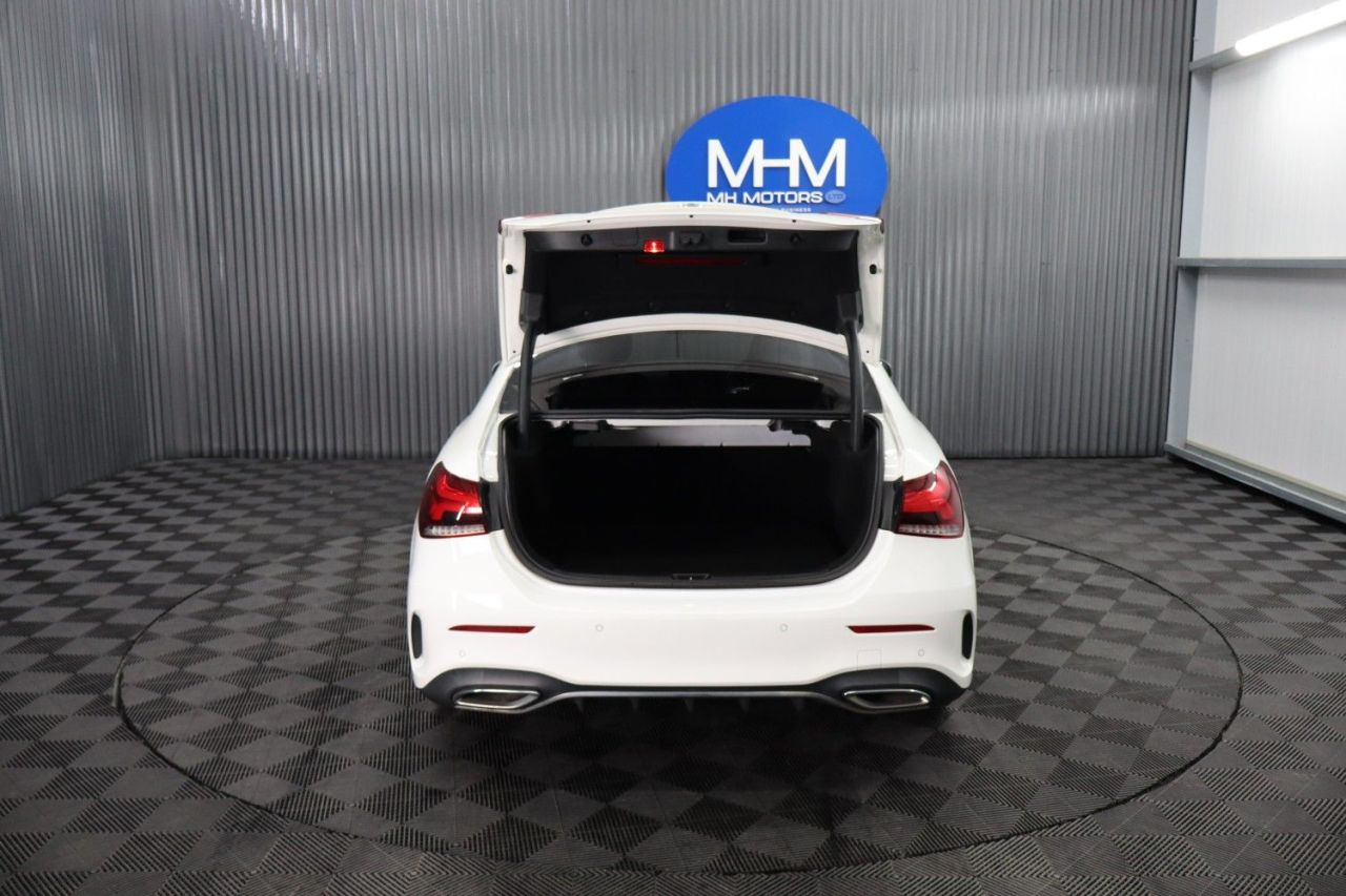 2019 MERCEDES A CLASS 1.5 A180d AMG Line (Premium) Saloon 4dr Diesel 7G-DCT Euro 6 (s/s) (116 ps) - vehicle photo 26 for sale on PureCar