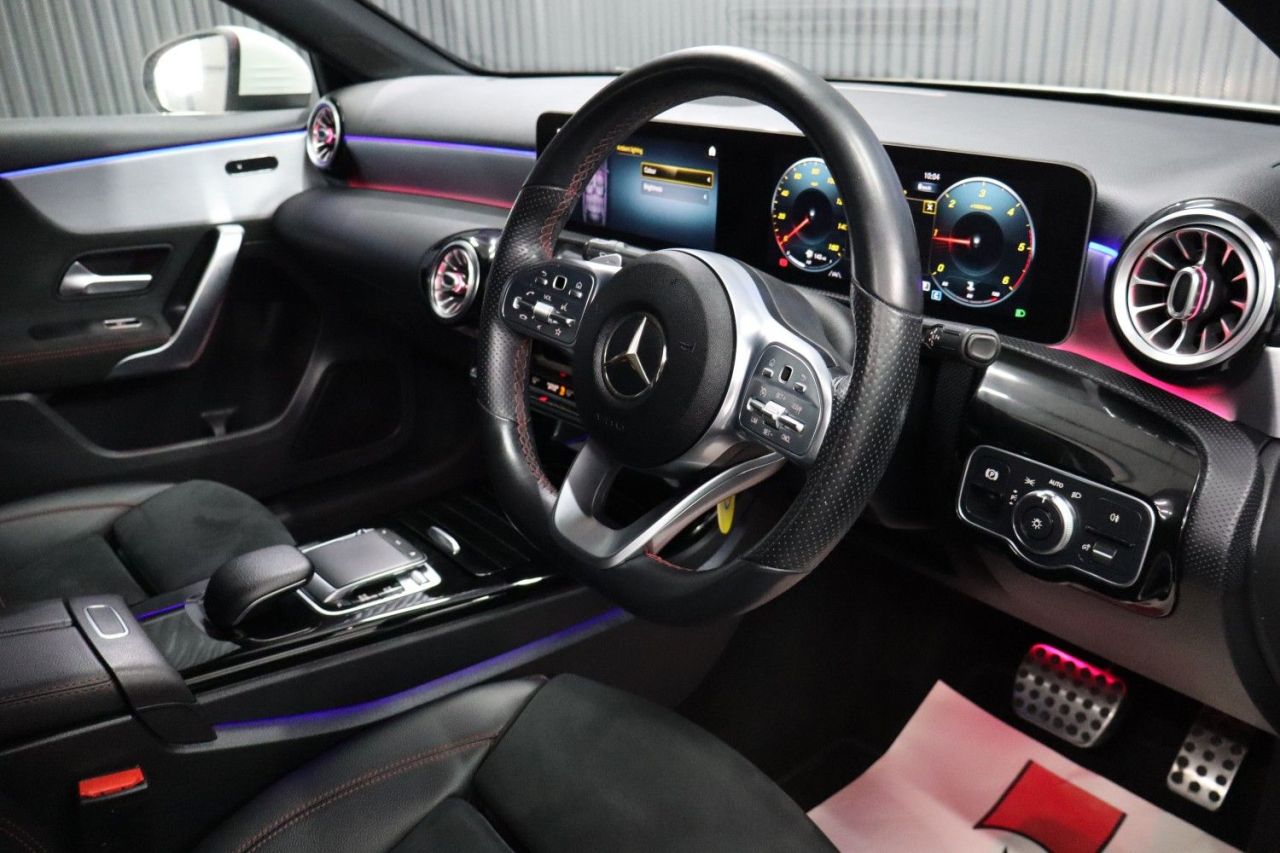 2019 MERCEDES A CLASS 1.5 A180d AMG Line (Premium) Saloon 4dr Diesel 7G-DCT Euro 6 (s/s) (116 ps) - vehicle photo 34 for sale on PureCar