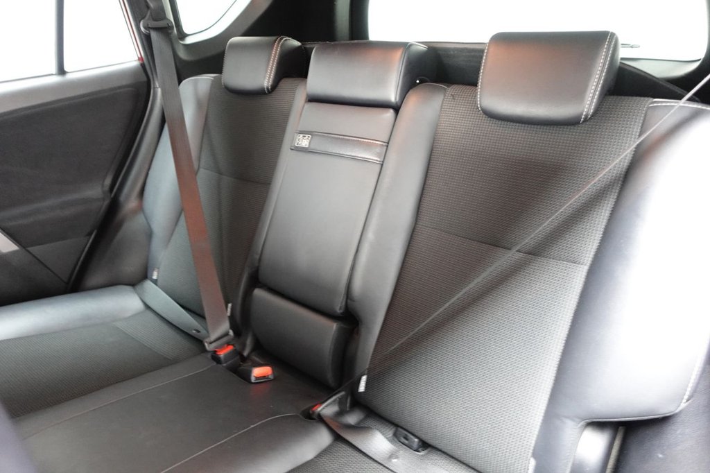 2018 Toyota RAV4 — image 16