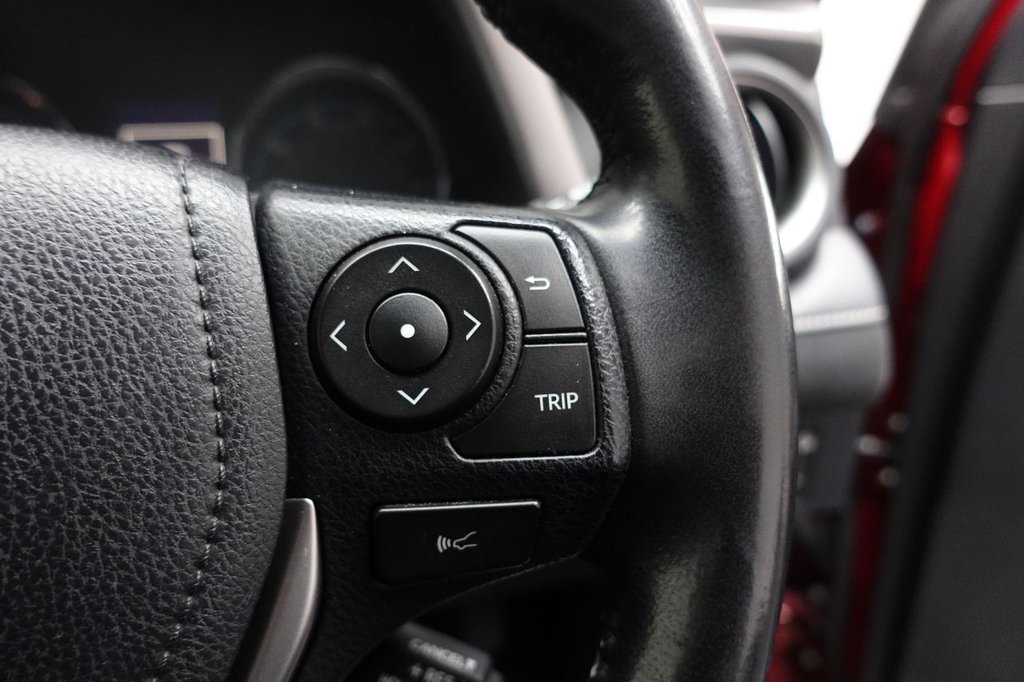 2018 Toyota RAV4 — image 20