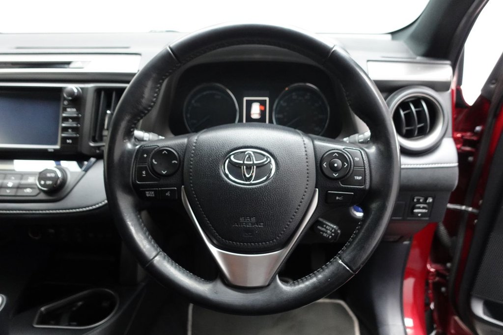 2018 Toyota RAV4 — image 18