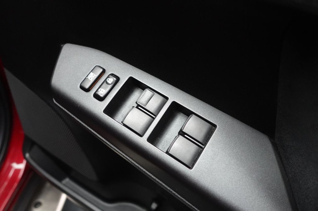 2018 Toyota RAV4 — image 29