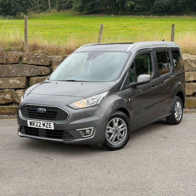 2022 Ford Tourneo