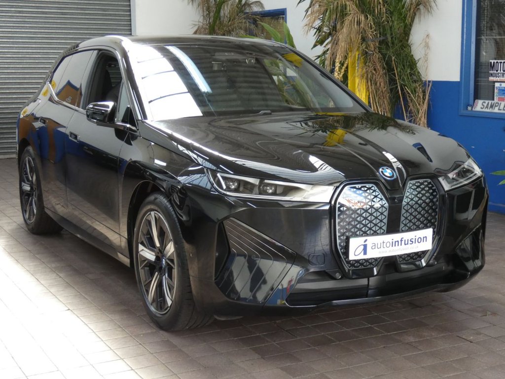 Black 2022 BMW iX SUV/Crossover All-wheel drive Automatic