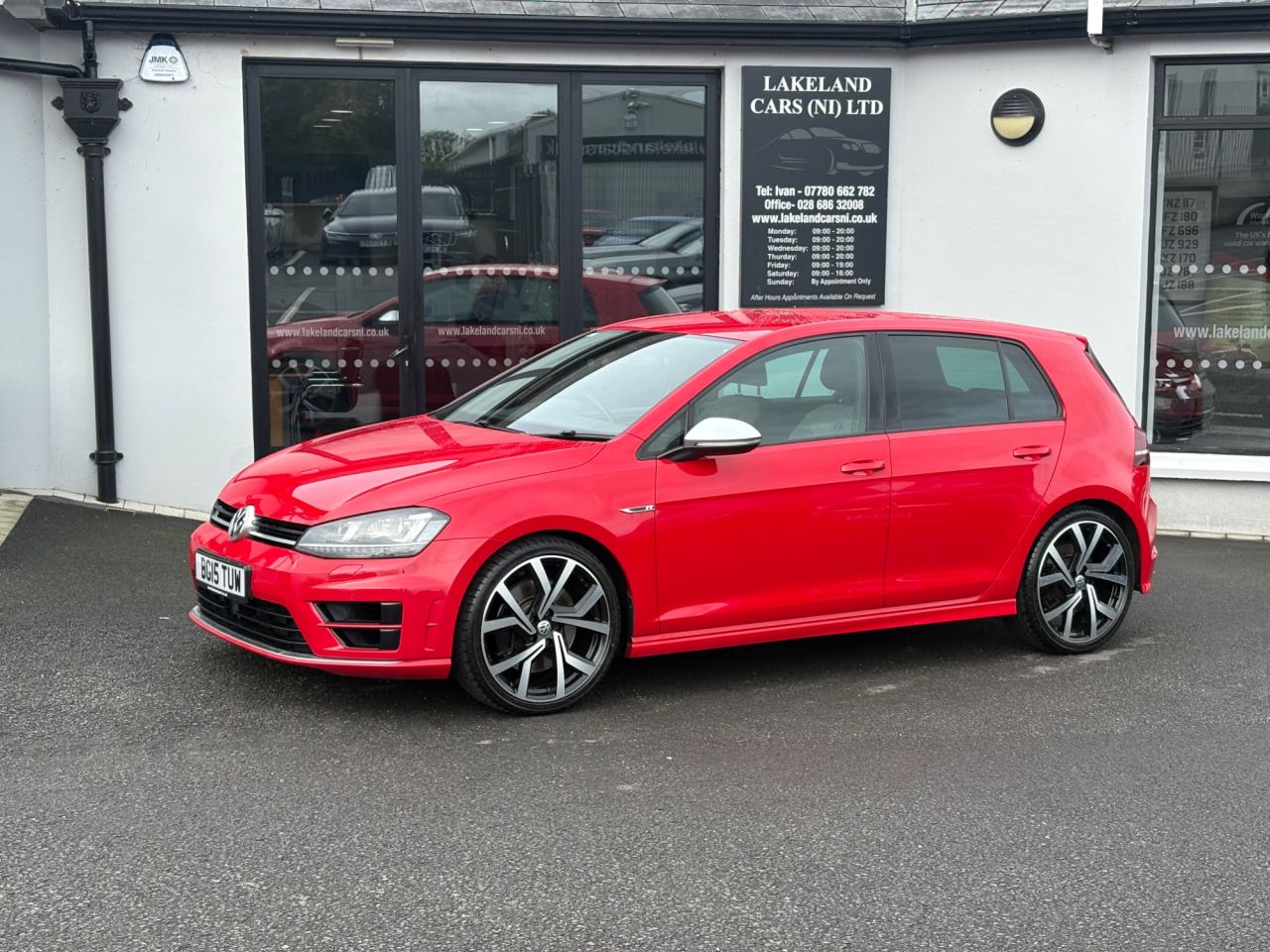 2015 VOLKSWAGEN GOLF 2.0 TSI BlueMotion Tech R Hatchback 5dr Petrol Manual 4Motion Euro 6 (s/s) - vehicle photo 2 for sale on PureCar