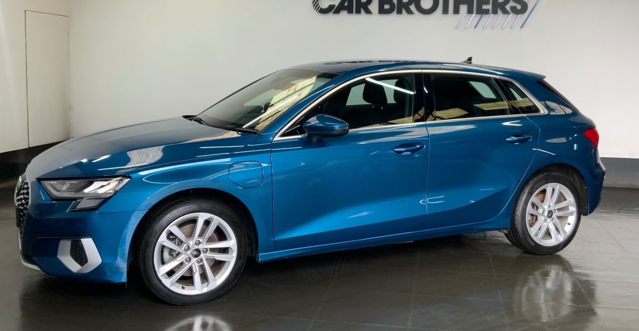 2023 AUDI A3 1.4 TFSIe 40 Sport Sportback 5dr Petrol Plug-in Hybrid S Tronic Euro 6 (s/s - vehicle photo 2 for sale on PureCar