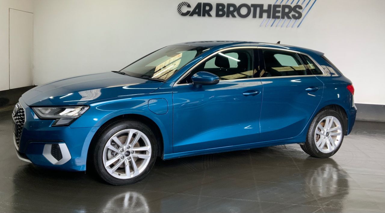2023 AUDI A3 1.4 TFSIe 40 Sport Sportback 5dr Petrol Plug-in Hybrid S Tronic Euro 6 (s/s - vehicle photo 3 for sale on PureCar