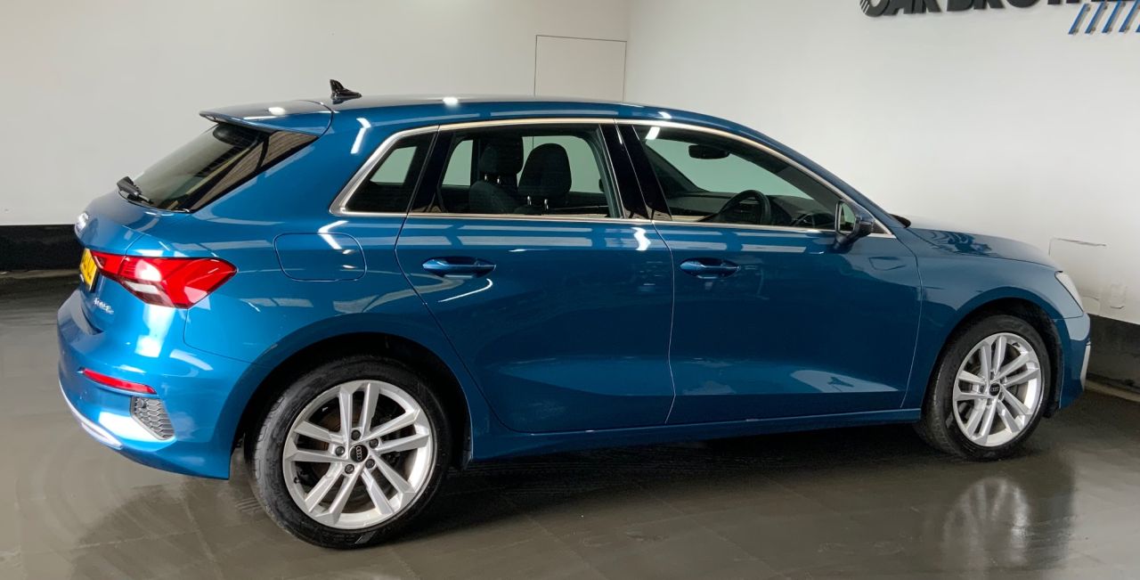 2023 AUDI A3 1.4 TFSIe 40 Sport Sportback 5dr Petrol Plug-in Hybrid S Tronic Euro 6 (s/s - vehicle photo 8 for sale on PureCar