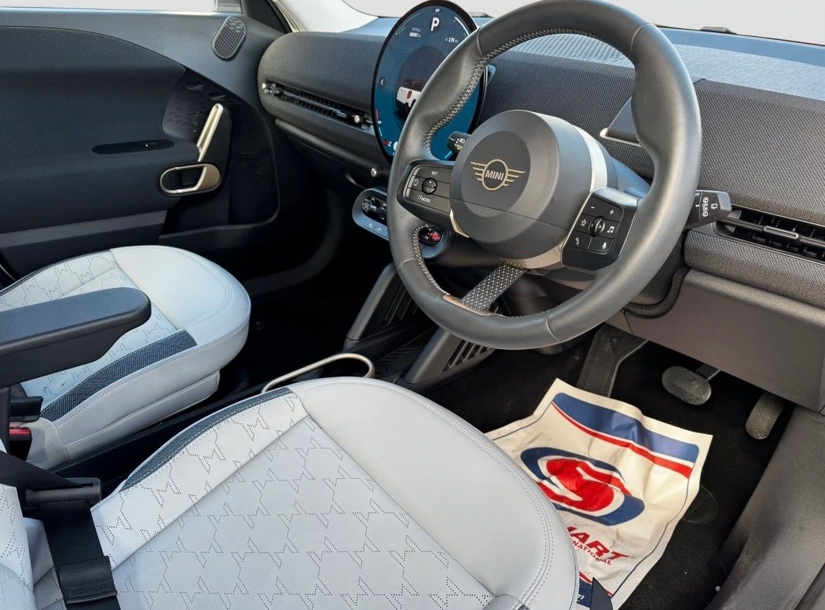 2025 MINI Aceman — image 5