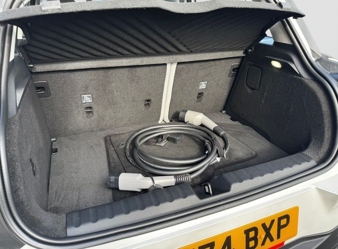 2025 MINI Aceman — image 7