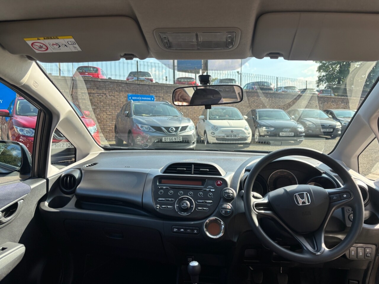 2015 HONDA JAZZ 1.2 i-VTEC SE Hatchback 5dr Petrol Manual Euro 5 (s/s) (90 ps) - vehicle photo 12 for sale on PureCar