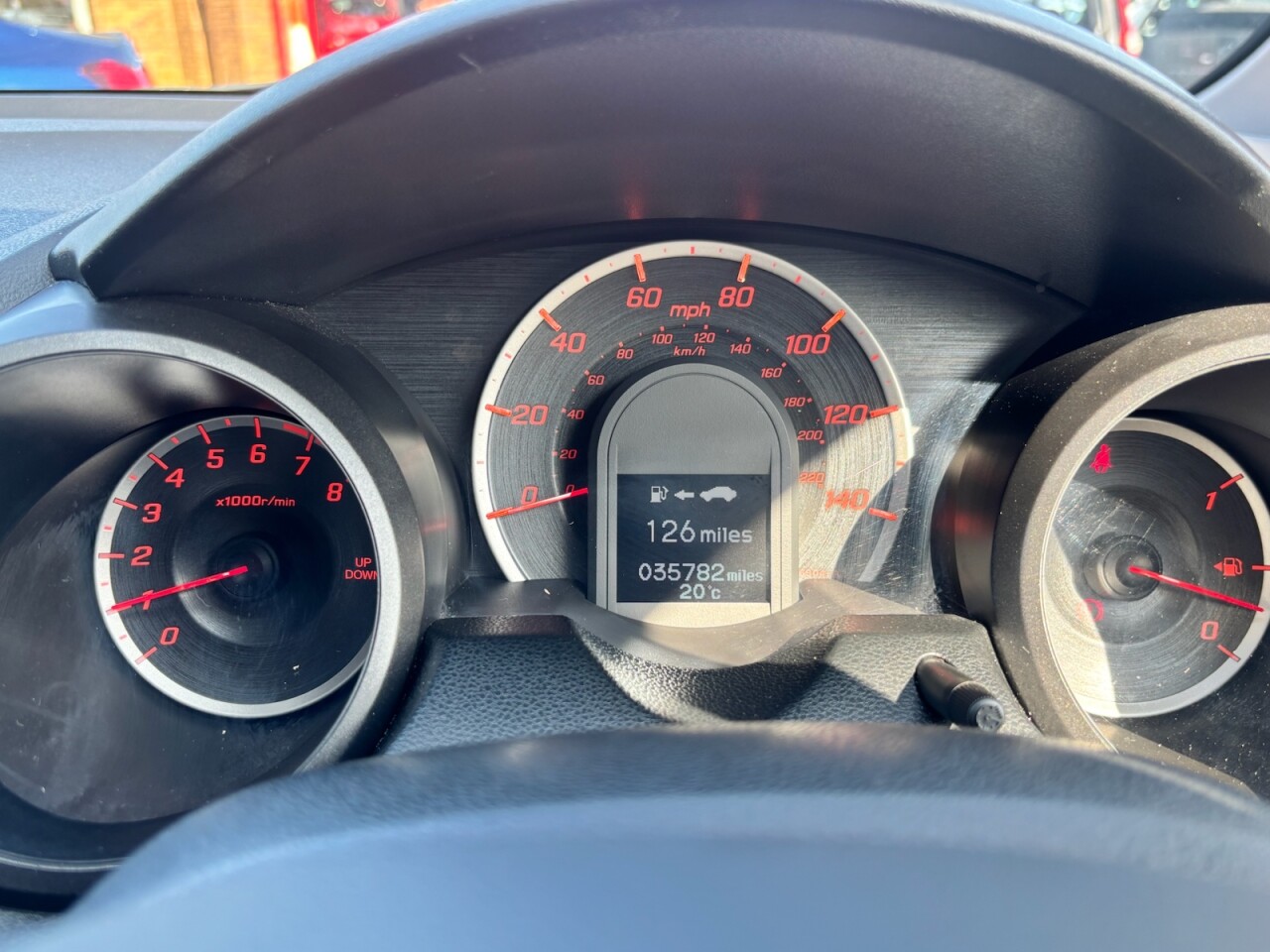 2015 HONDA JAZZ 1.2 i-VTEC SE Hatchback 5dr Petrol Manual Euro 5 (s/s) (90 ps) - vehicle photo 16 for sale on PureCar